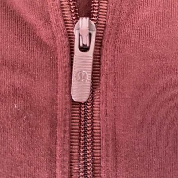 SOLD. Lululemon It’s Rulu Long Sleeve Shirt 10 - Picture 9 of 9